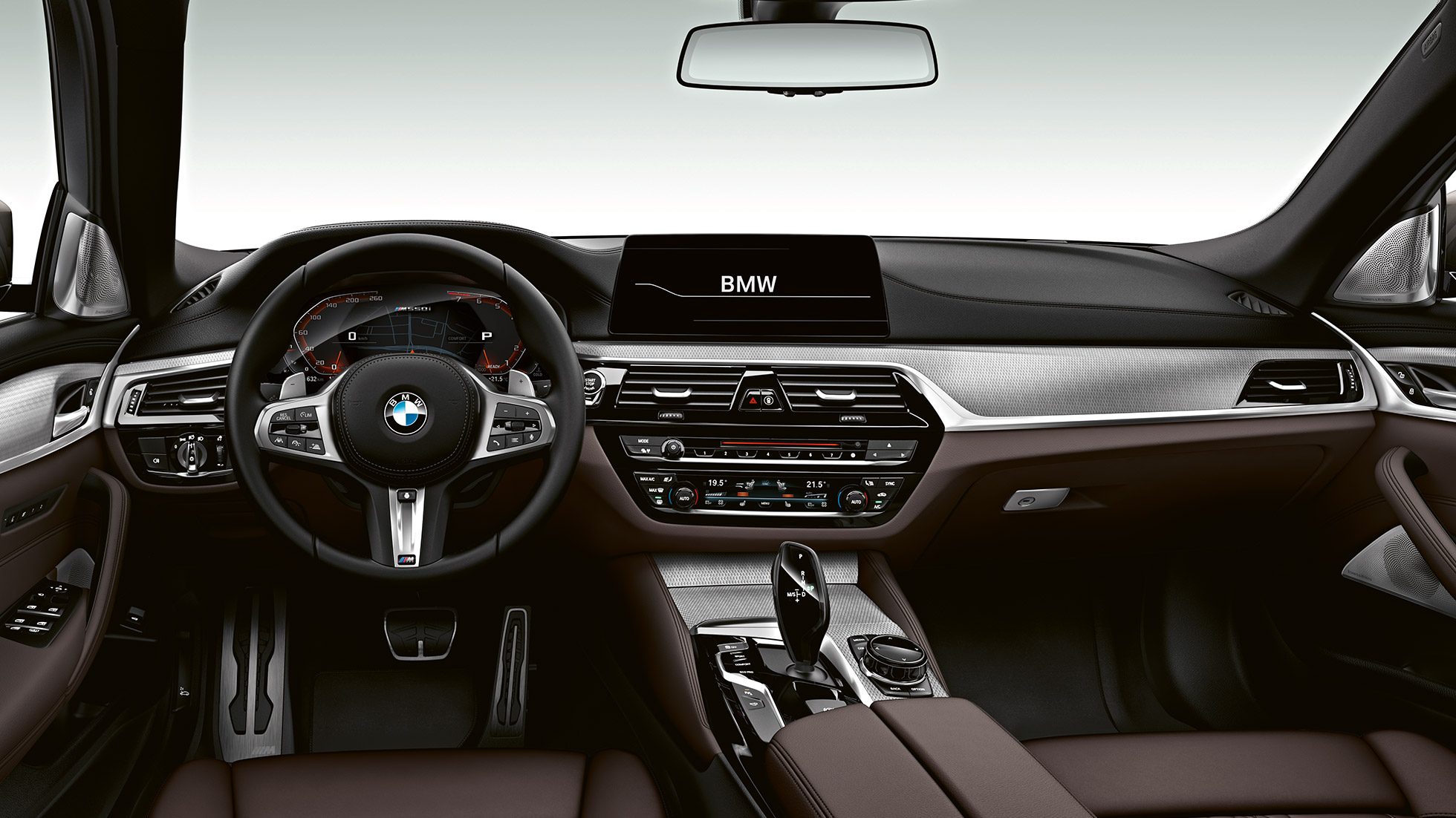 Design degli interni. Cockpit della BMW M550i e della BMW M550d.