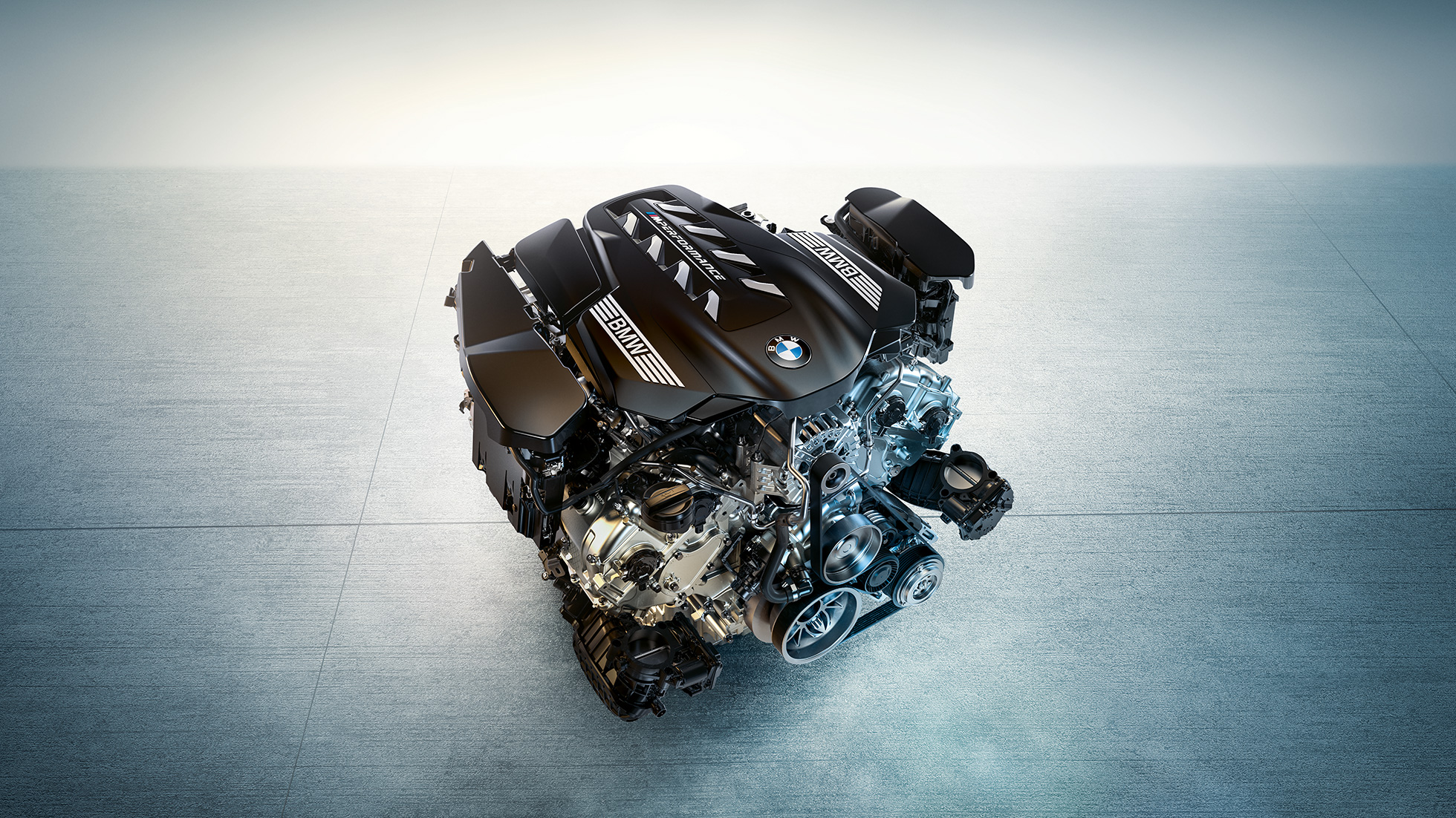 Motore benzina BMW M TwinPower Turbo da 8 cilindri della BMW M550i xDrive Berlina G30 LCI Facelift 2020 Motore benzina BMW M TwinPower Turbo da 8 cilindri della BMW M550i xDrive Berlina G30 LCI Facelift 2020