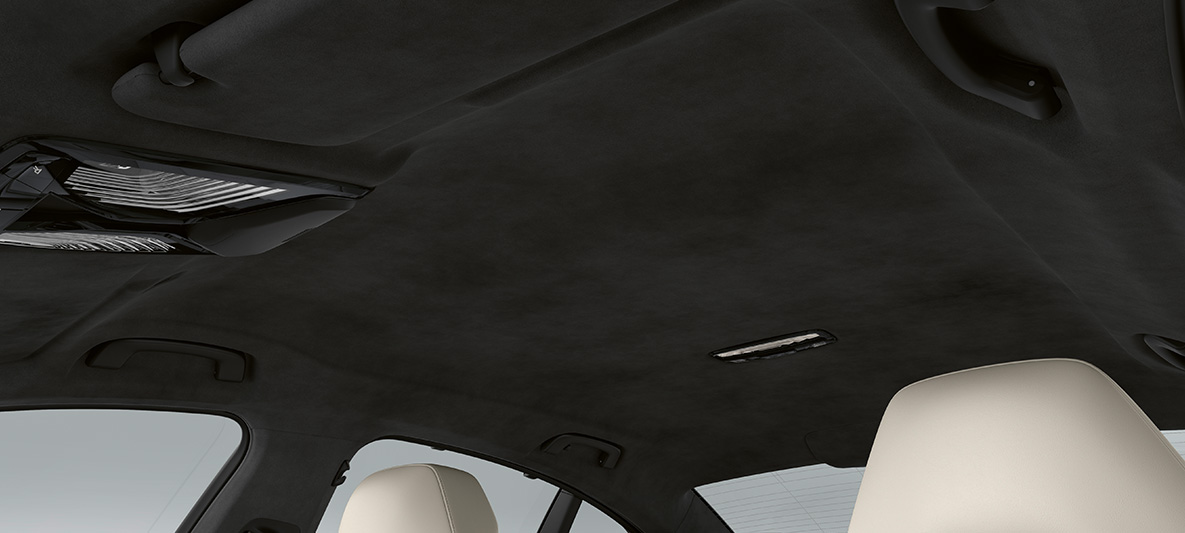 BMW Individual BMW M5 Berlina F90 2020 modanature interne BMW Individual in legno pregiato Sen Light Brown BMW Individual BMW M5 Berlina F90 LCI Facelift 2020 modanature interne BMW Individual in legno pregiato Sen Light Brown interni