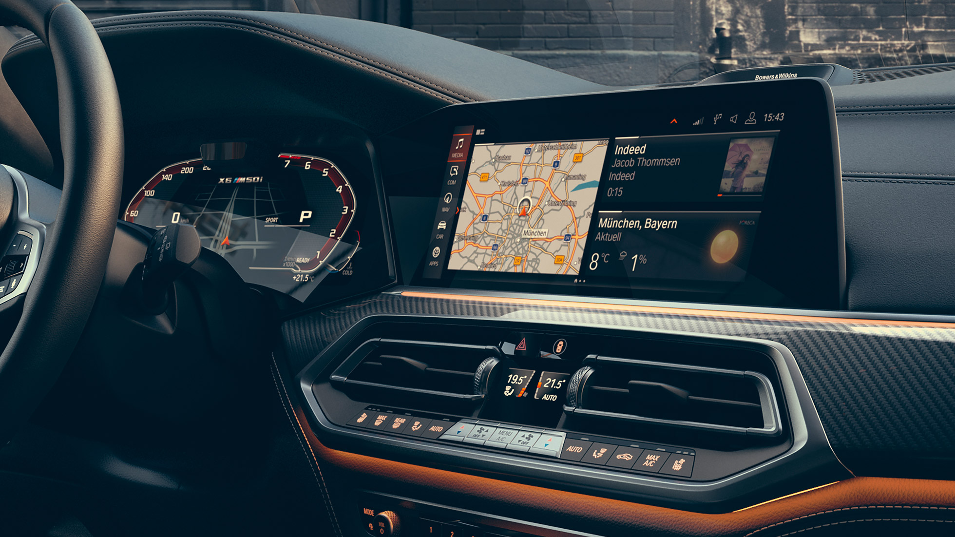 Nuova BMW X6 M50i, cockpit Nuova BMW X6 M50i, cockpit, orientato al guidatore.