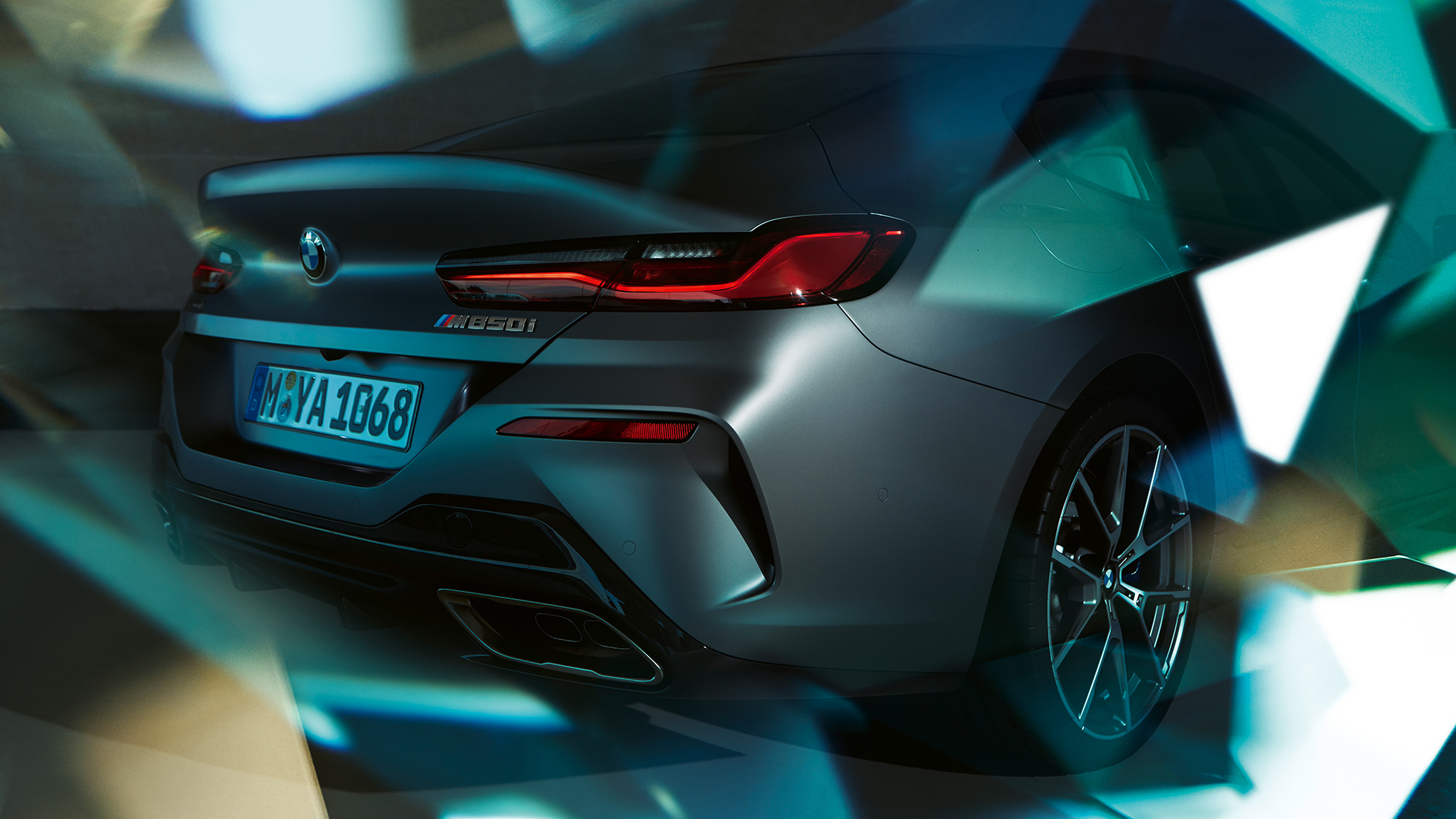 Nuova BMW M850i xDrive Gran Coupé, posteriore con modanature dei terminali di scarico a forma libera Nuova BMW M850i xDrive Gran Coupé, design, posteriore con modanature dei terminali di scarico a forma libera