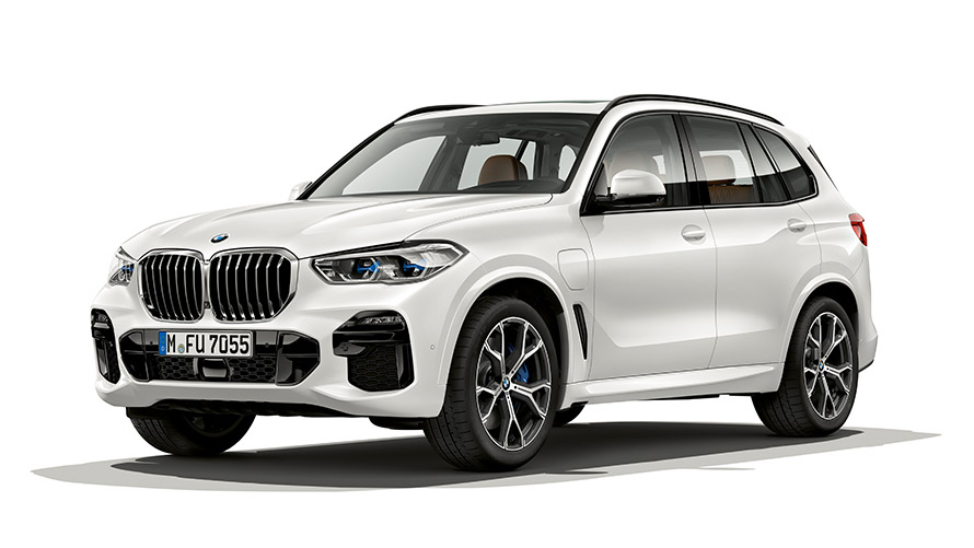 Versioni BMW X BMW X5 ibrida Plug-in G05 vista laterale a tre quarti Versioni BMW X BMW X5 ibrida Plug-in G05 vista laterale a tre quarti