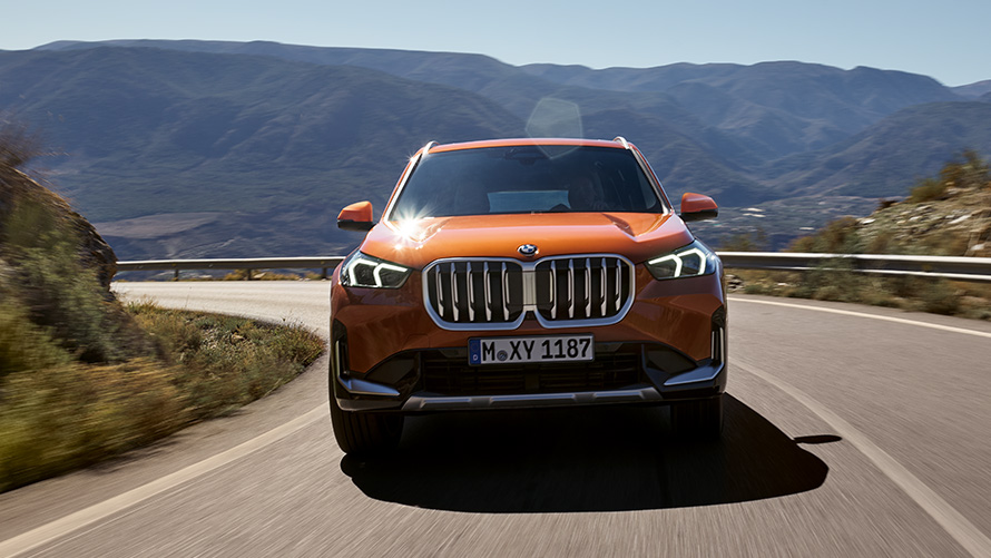 Assistenza alla guida della BMW X1 U11 ICE xLine 2022 BMW X1 U11 ICE xLine Utah orange metallizzato 2022 Assistenza alla guida Sicurezza