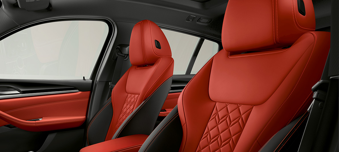 Allestimento in pelle Merino ampliata Fiona Red/Black della BMW X4 G02 Allestimento in pelle Merino ampliata FionaRed/Black della BMW X4 G02 2018 Interni