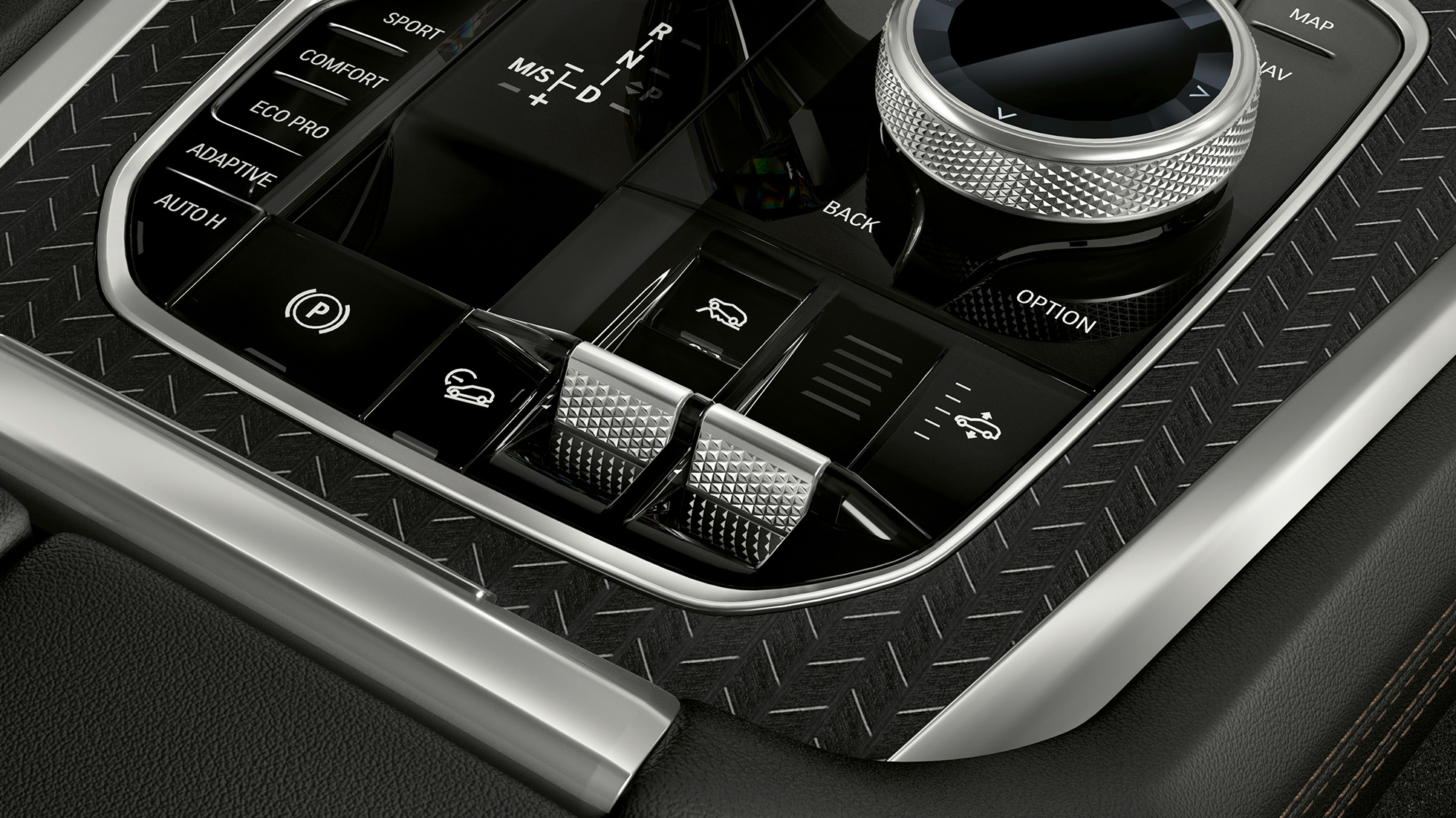 Consolle centrale della BMW X6 G06. Ripresa degli interni della BMW X6 con primo piano della consolle centrale G06.