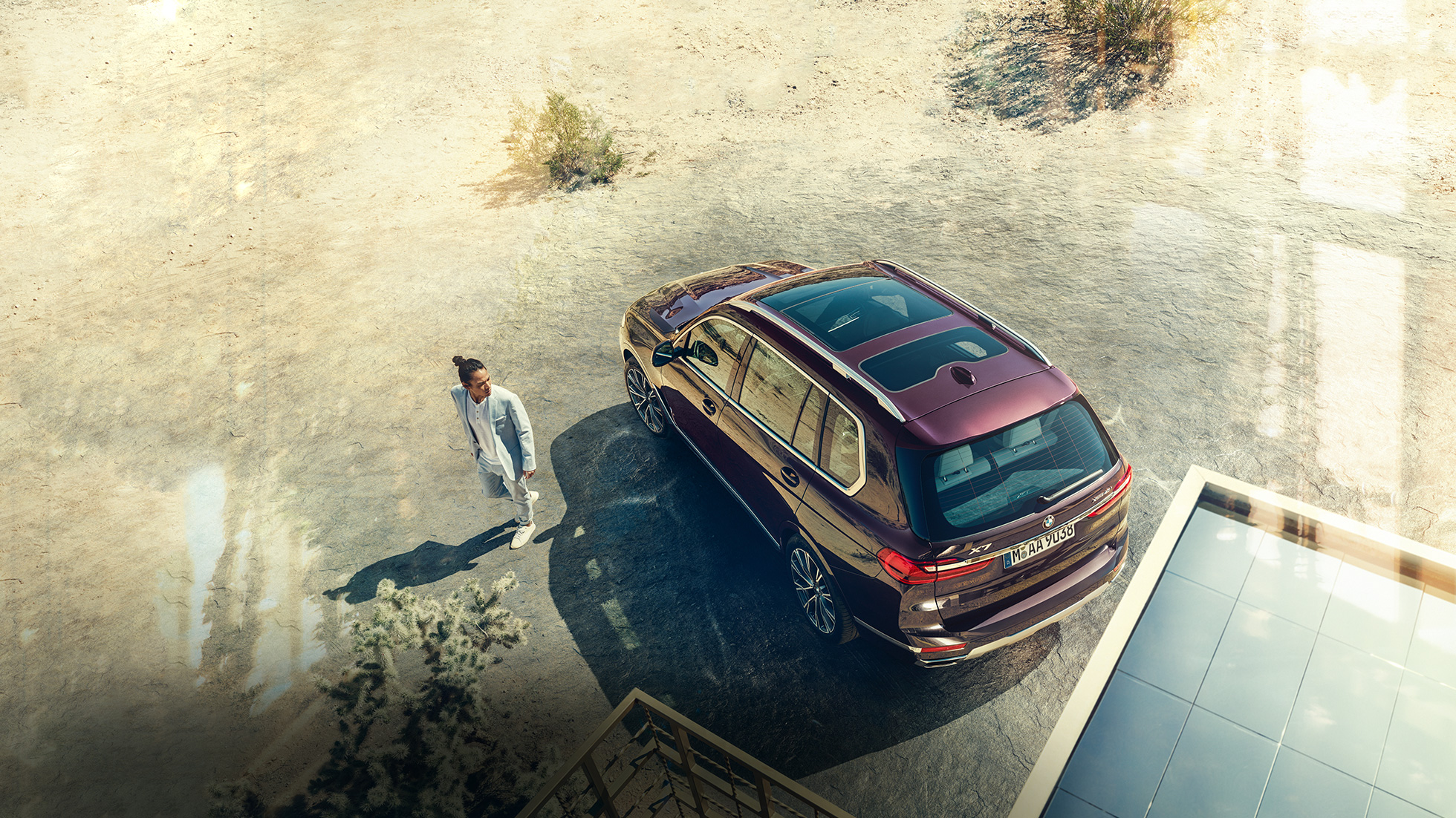 BMW Individual X7 xDrive40i, prospettiva a volo di uccello G07 BMW X7 in Ametrin metallizzato ferma con prospettiva a volo di uccello, G07 2019