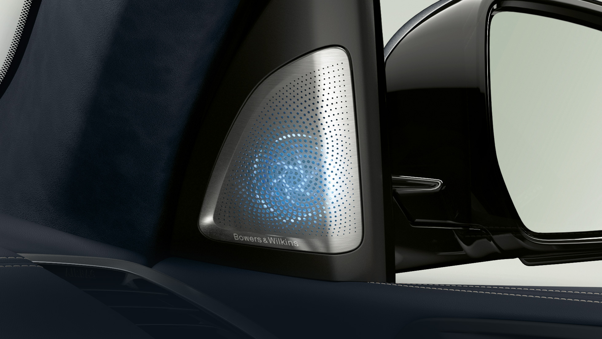 Bowers & Wilkins Diamond Surround Sound System G07 Bowers & Wilkins: primo piano di un altoparlate diamond surround G07