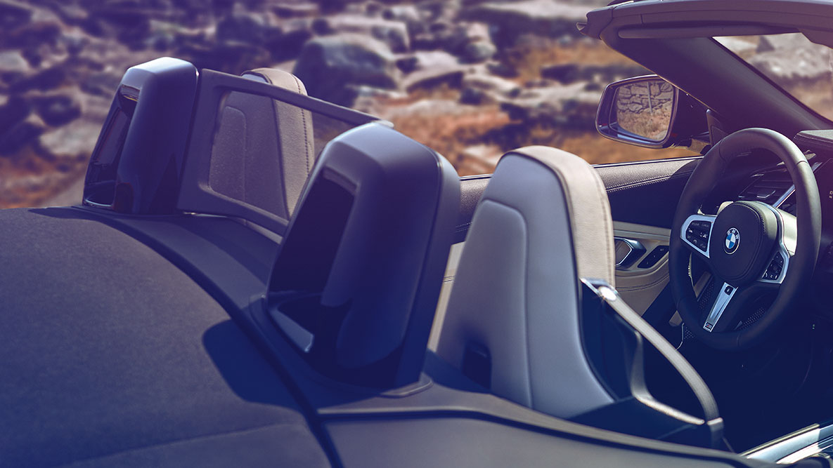 Nuova BMW Z4 Roadster, sedili anteriori Vista dei sedili anteriori della Nuova BMW Z4 Roadster, capote aperta