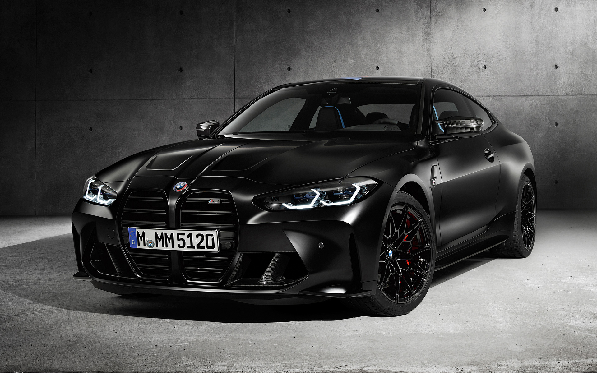 BMW M4 Competition Edition x KITH G82 2020 Vista laterale a tre quarti BMW M4 Competition Edition x KITH G82 2020 Vista laterale a tre quarti davanti a uno sfondo grigio