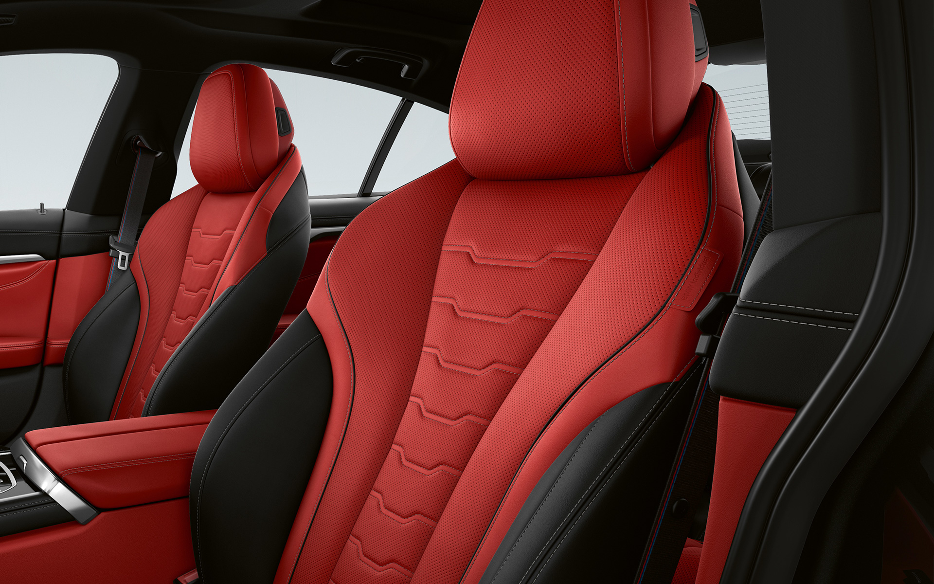 Rivestimenti interni in pelle Merino full BMW Individual a grana fine Tartufo Rivestimenti interni in pelle Merino full BMW Individual a grana fine Tartufo