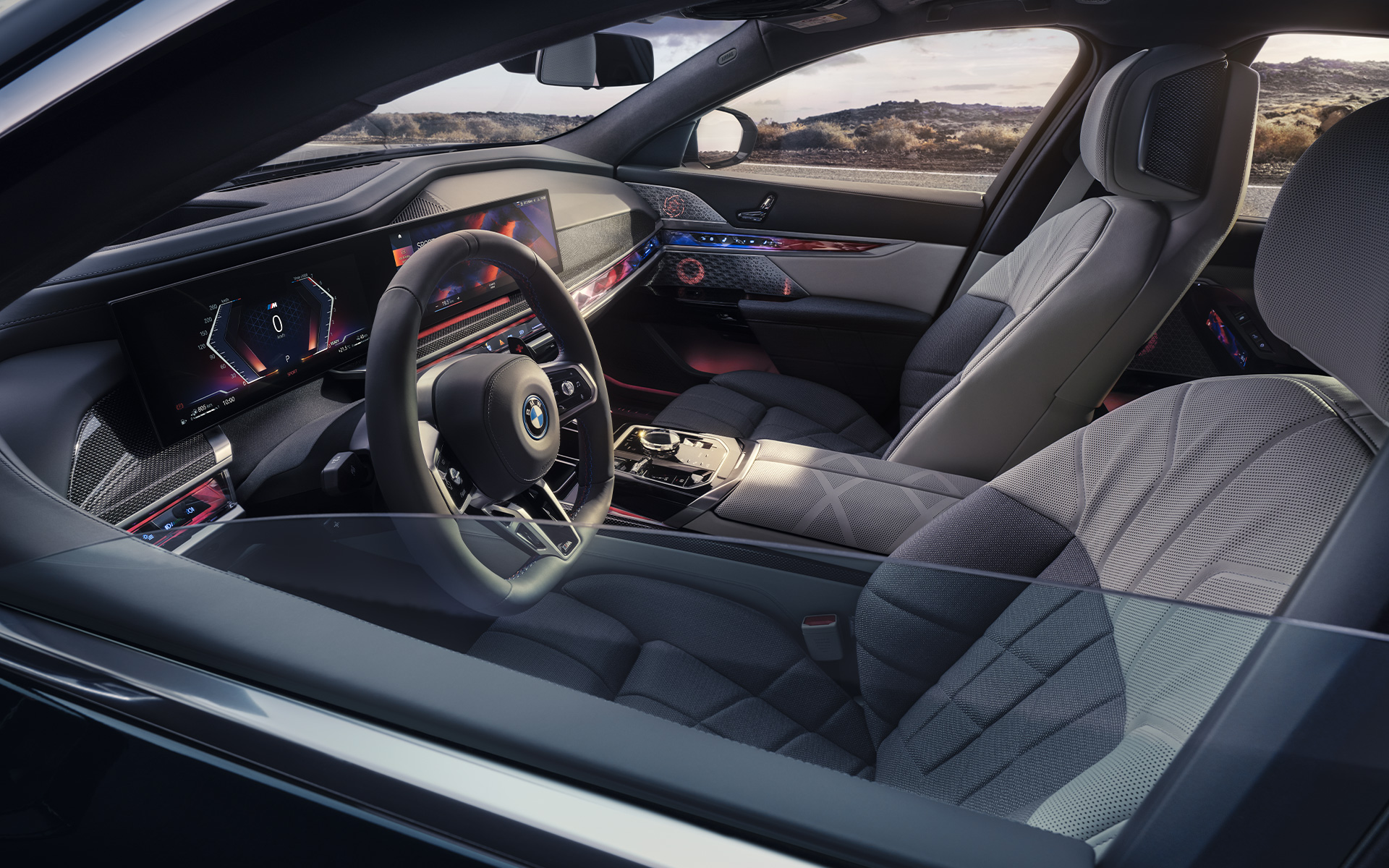 Rivestimenti interni in pelle Merino full BMW Individual a grana fine Fjord Blue/Black Rivestimenti interni in pelle Merino full BMW Individual a grana fine Fjord Blue/Black
