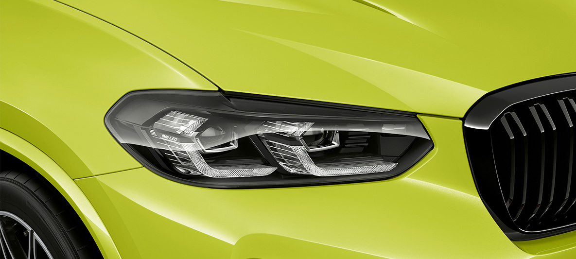 Luci BMW Individual M Shadow Line in primo piano Luci BMW Individual M Shadow Line in primo piano