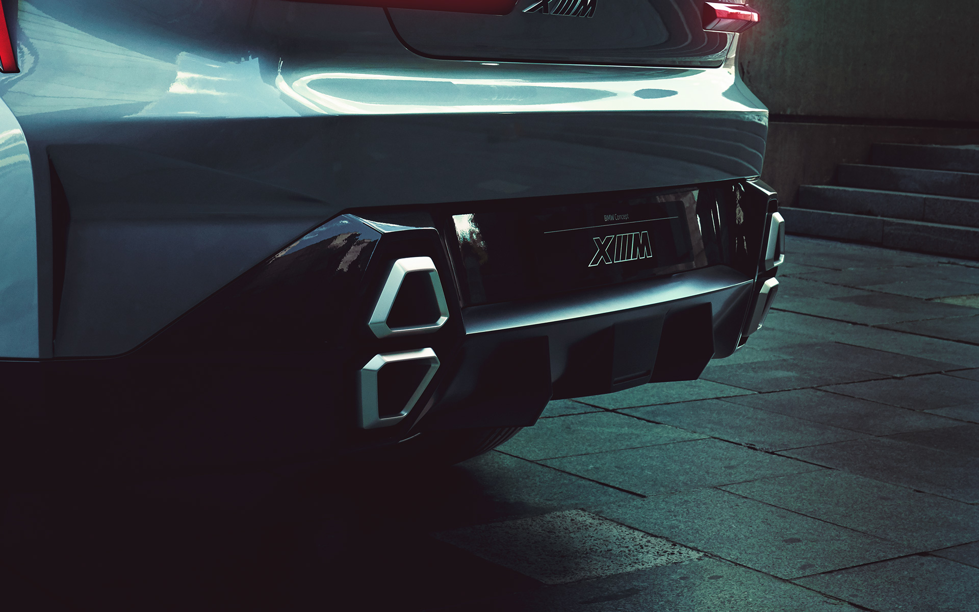 BMW Concept XM (G09) vista tre-quarti posteriore BMW Concept XM (G09) vista tre-quarti posteriore