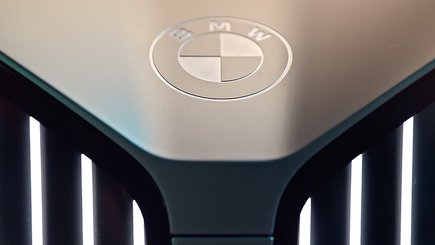 Video - Concetto di sostenibilità dei materiali - BMW i Vision Circular 2021 BMW i Vision Circular 2021 - Vettura futuristica - Concetto di sostenibilità dei materiali - Video