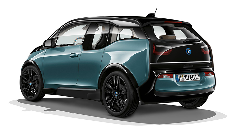 BMW i3 Ripresa in studio fotografico BMW i3 Ripresa in studio fotografico Vista anteriore a tre quarti