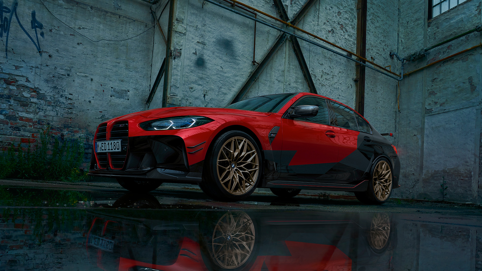 BMW M3 G80, vista anteriore a tre quarti Accessori BMW M Performance della BMW M3 G80 Vista anteriore a tre quarti
