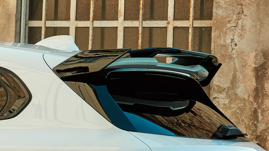 Spoiler posteriore sul tetto BMW M Performance Spoiler posteriore sul tetto BMW M Performance nero lucido Offerte BMW per l'estate