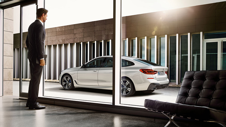 CONFIGURA LA TUA PROSSIMA BMW