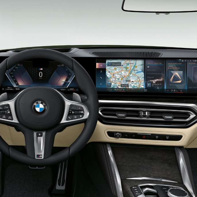 BMW Serie 4 Cabrio G23 2020 Versione M Sport abitacolo Cockpit