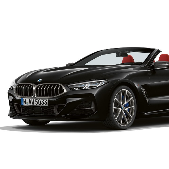 Nuova BMW M850i xDrive, Carbon Black metallic, vista frontale a tre quarti. Nuova BMW M850i xDrive, Carbon Black metallic, vista frontale a tre quarti.